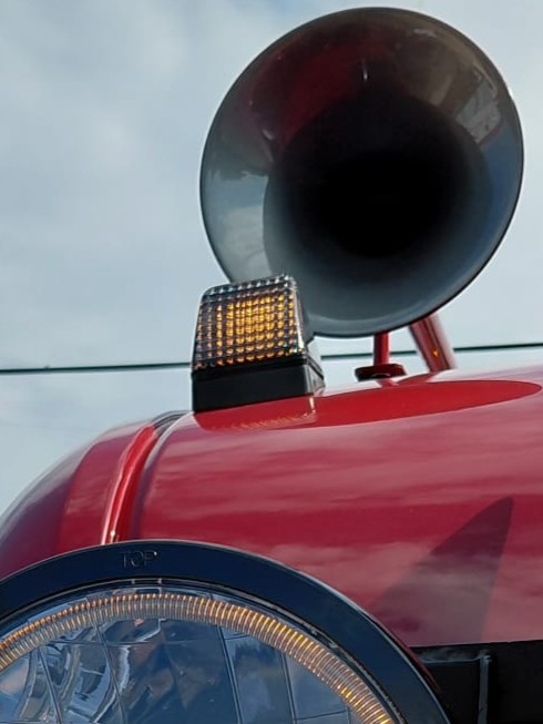 M-led Volvo top light orange/weiss